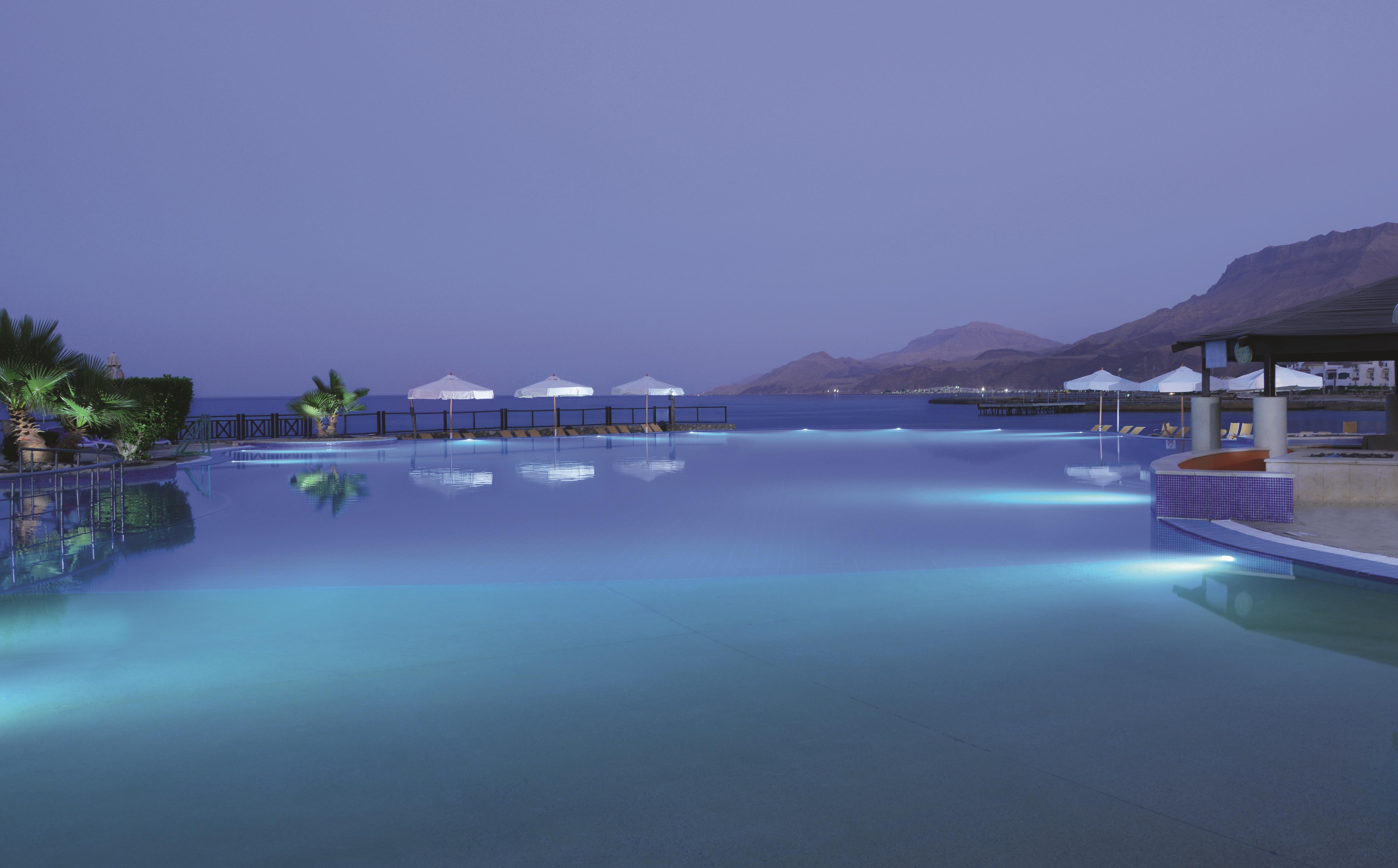 Mövenpick El Sokhna 5*