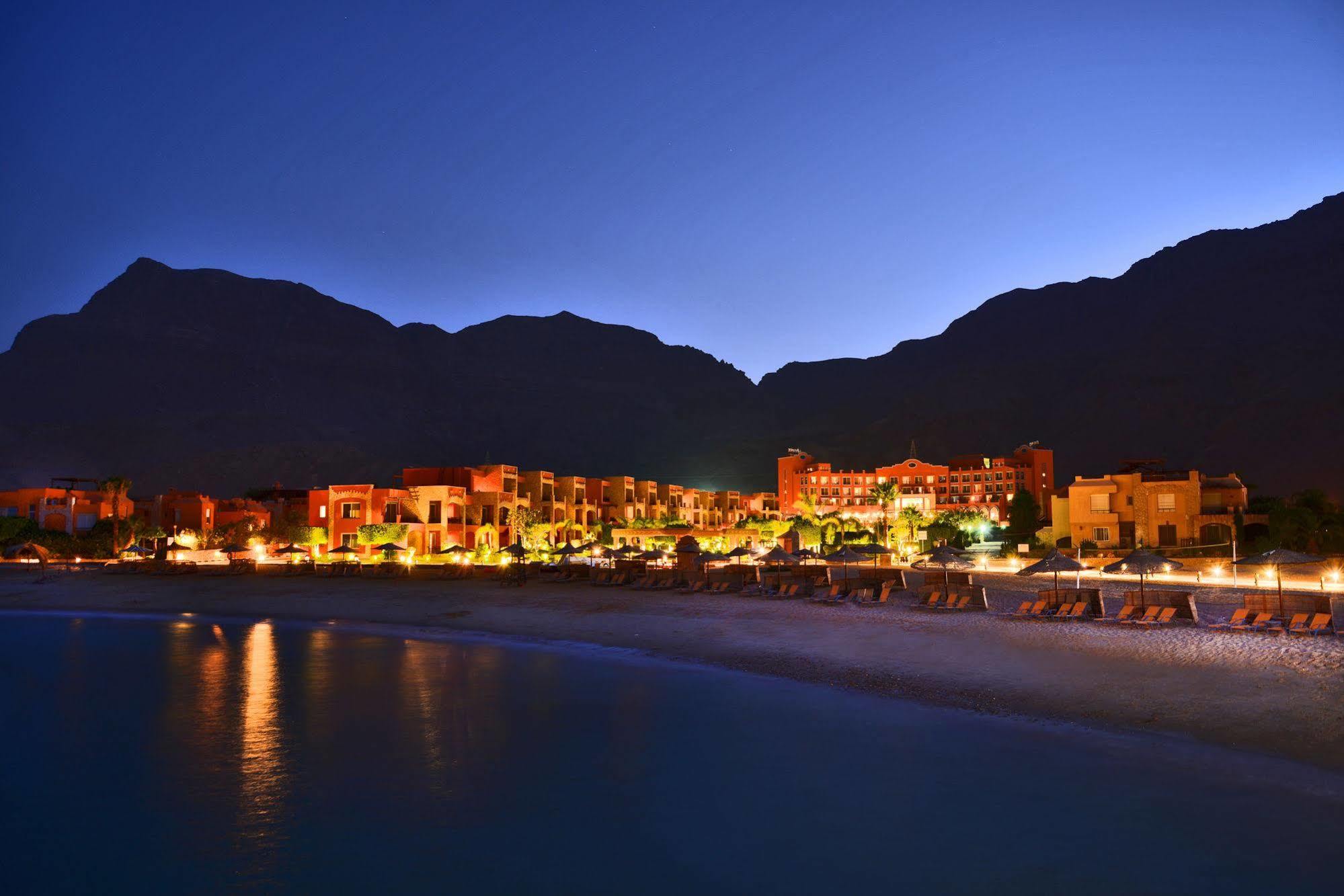 Resort Mövenpick El Sokhna 5*