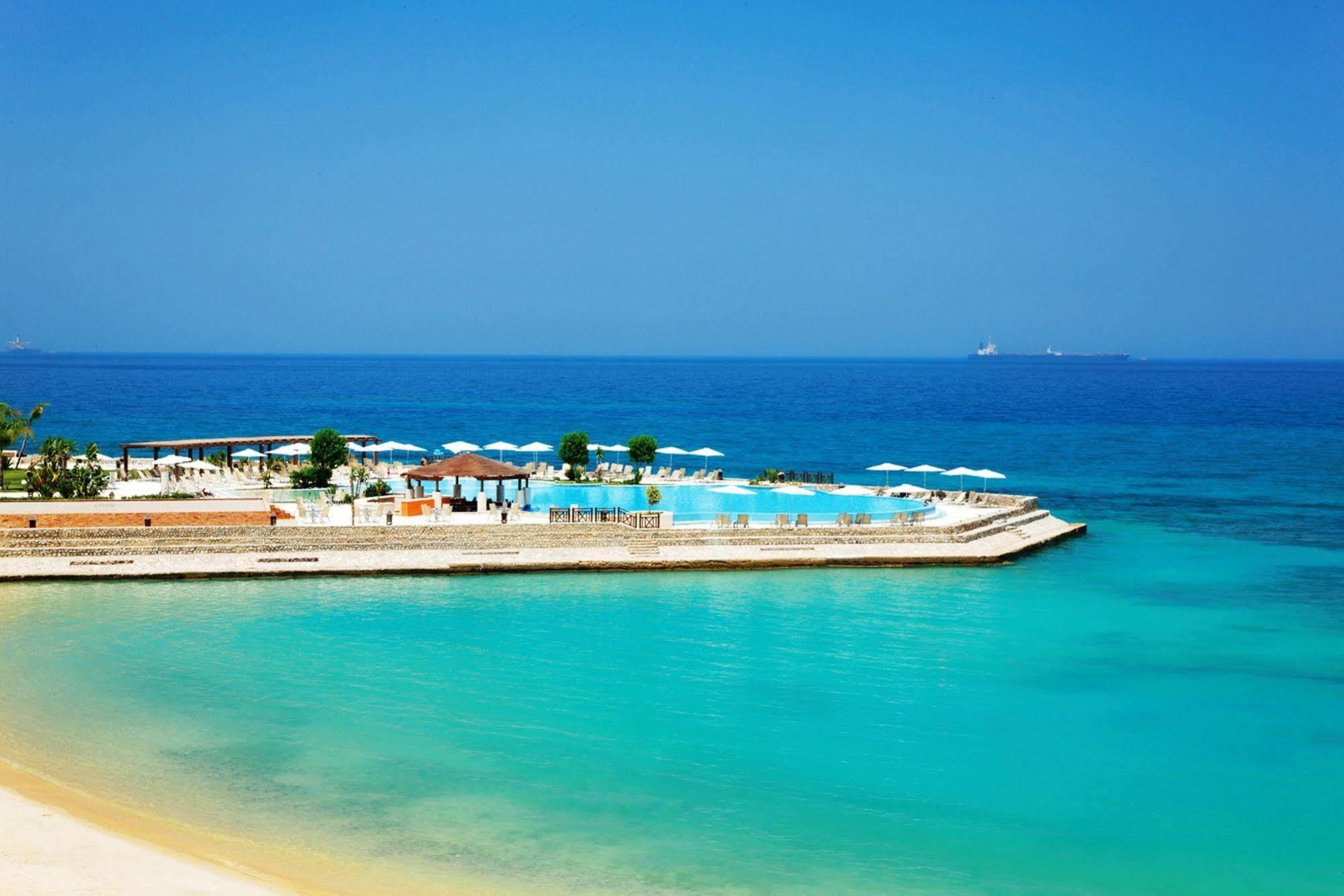 Resort Moevenpick El Sokhna 5*