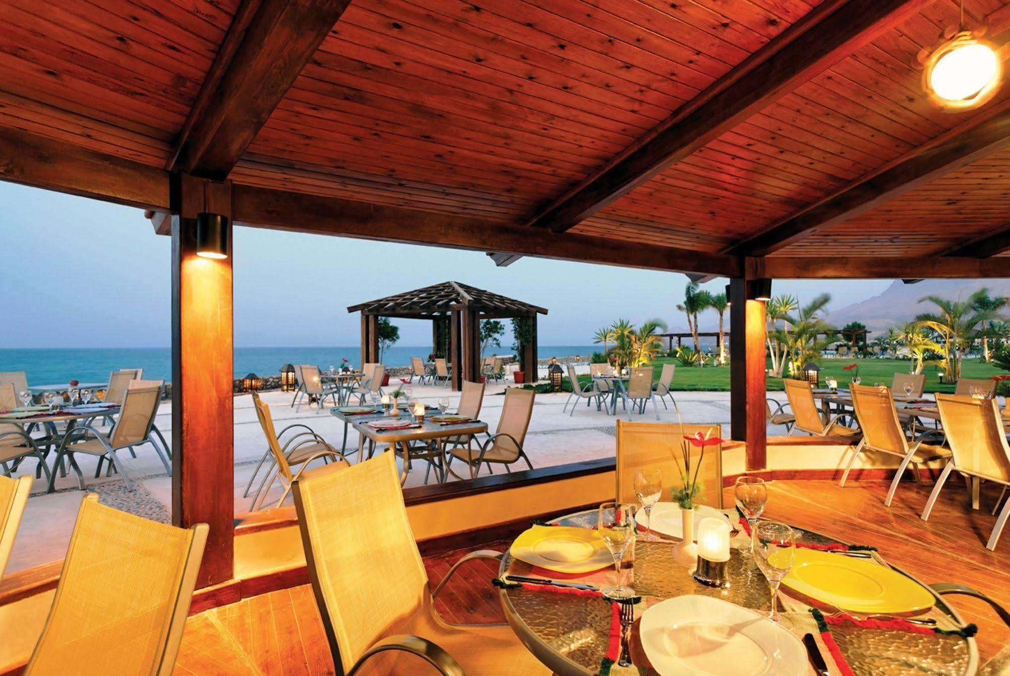 Mövenpick El Sokhna Resort 5*